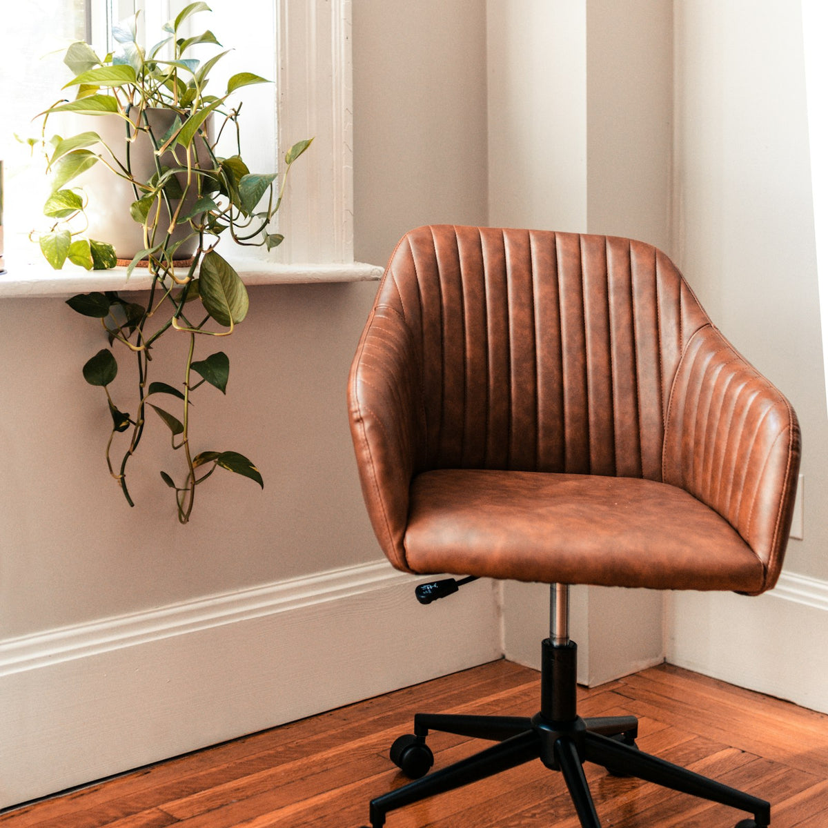 Ergonomic Task Chair